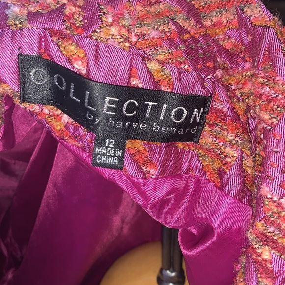 Vintage Beautiful Gently Loved Jacket by Harve Benard Collection - Picture 5 of 6